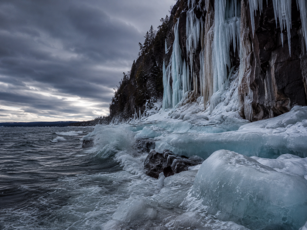 Frozen Lake Superior shoreline with 
massive icicles and ice formations 
Minnesota North Shore winter